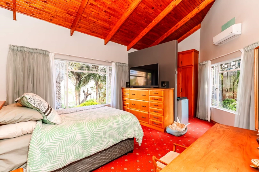 4 Bedroom Property for Sale in Ifafi North West